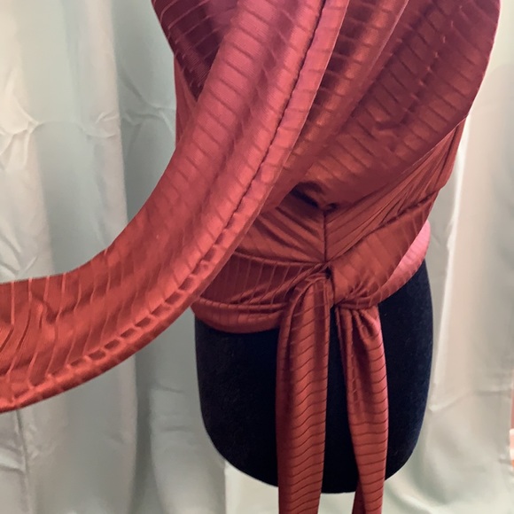 - Dynamite tie top - - Picture 4 of 7